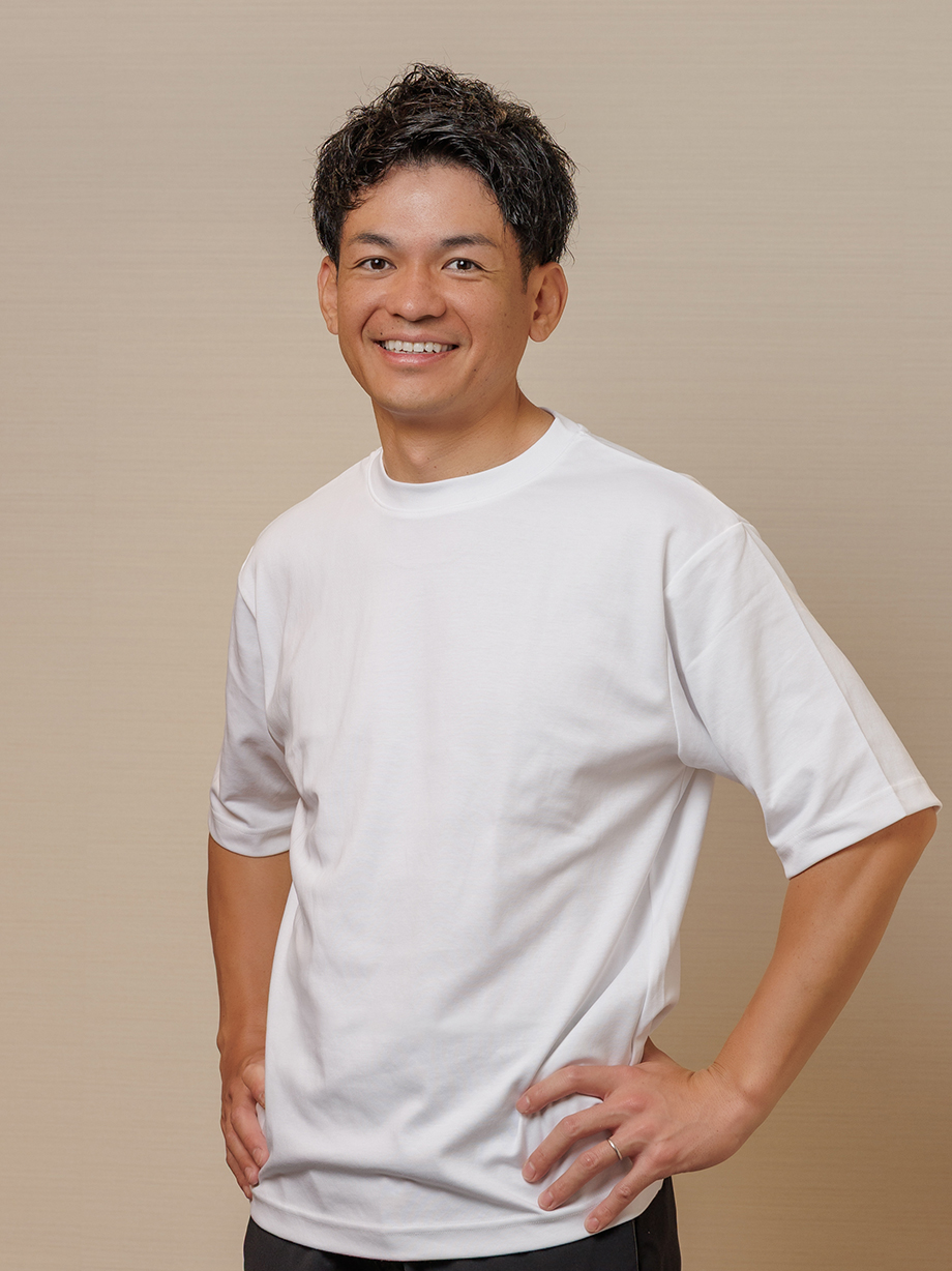 代表取締役　新井悠矢